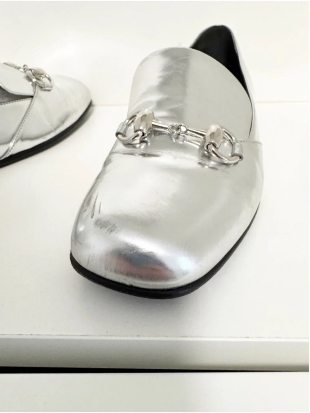 Gucci Silver Mirror Foil Leather Kira Horsebit Loafers Size 36